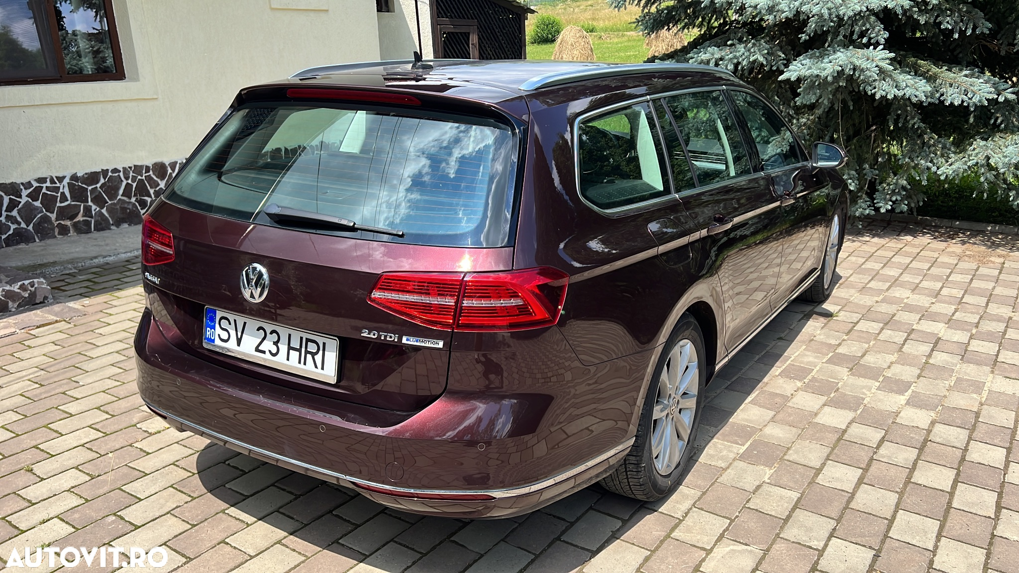 Volkswagen Passat Variant 2.0 TDI SCR DSG BlueMotion Highline - 4