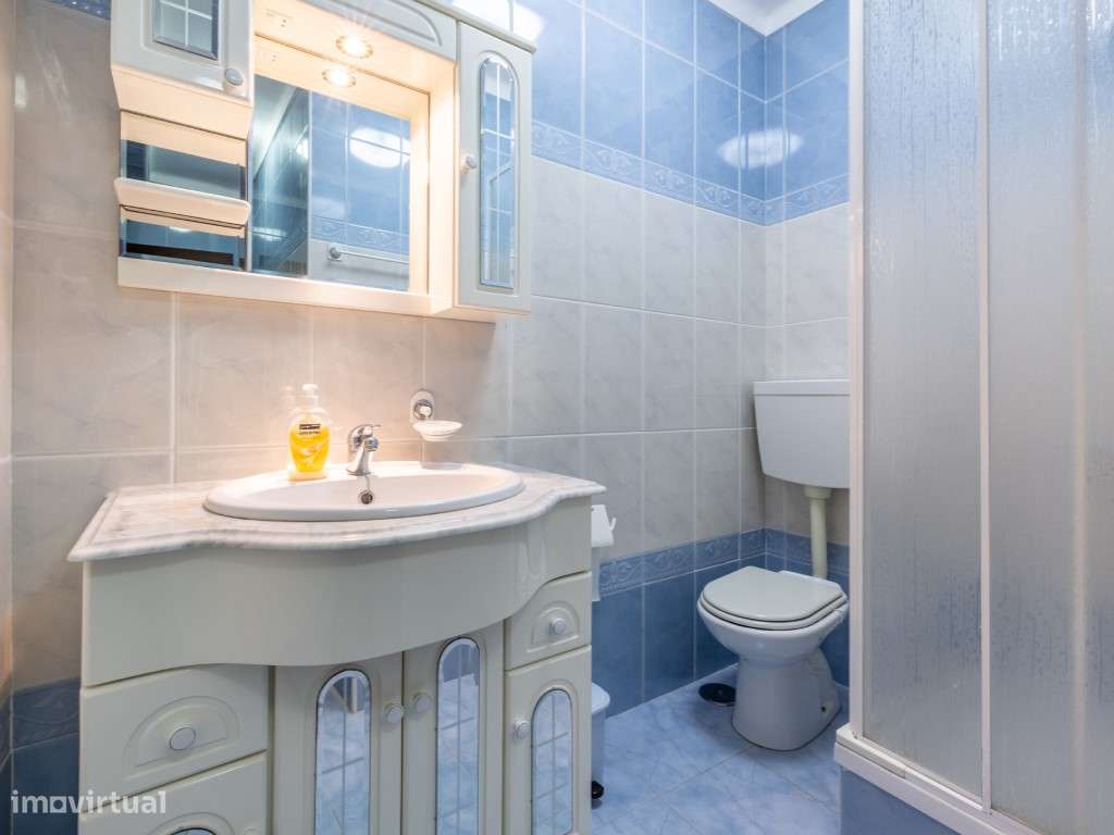Moradia Triplex com Vista Mar e Terraço Privativo no Coração da Naz...-12