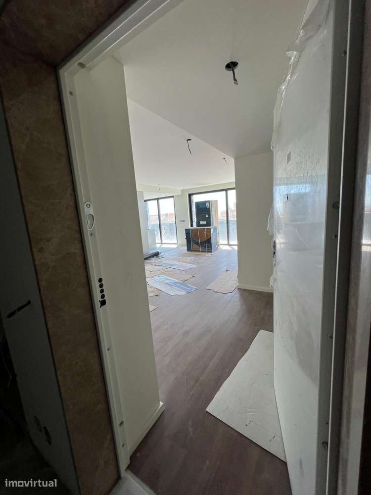 T2 Fabuloso Gaia Av.  República Metro S.  Ovídio Lugar  Garagem  Duplo-22