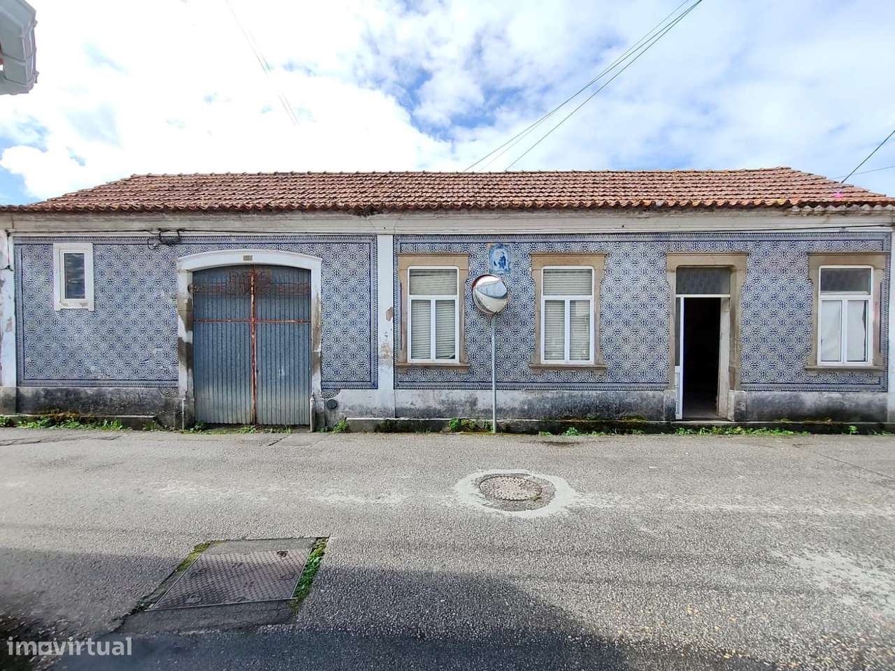 Moradia Para Reabilitar Em Esgueira