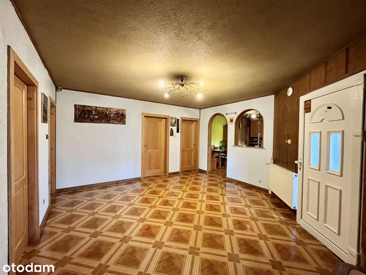 Parterowy dom w Nakle z widokiem na las-12