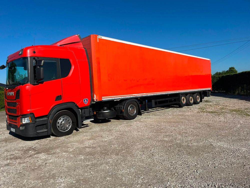 Scania  zestaw scania plus naczepa izoterma schmitz 2018