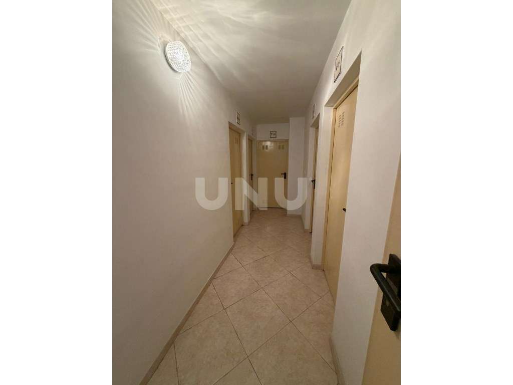 Apartamento T3 com Suíte, Varanda, Garagem e Arrecadação | Cruz de ...-12