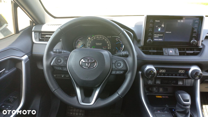 Toyota RAV4 - 12