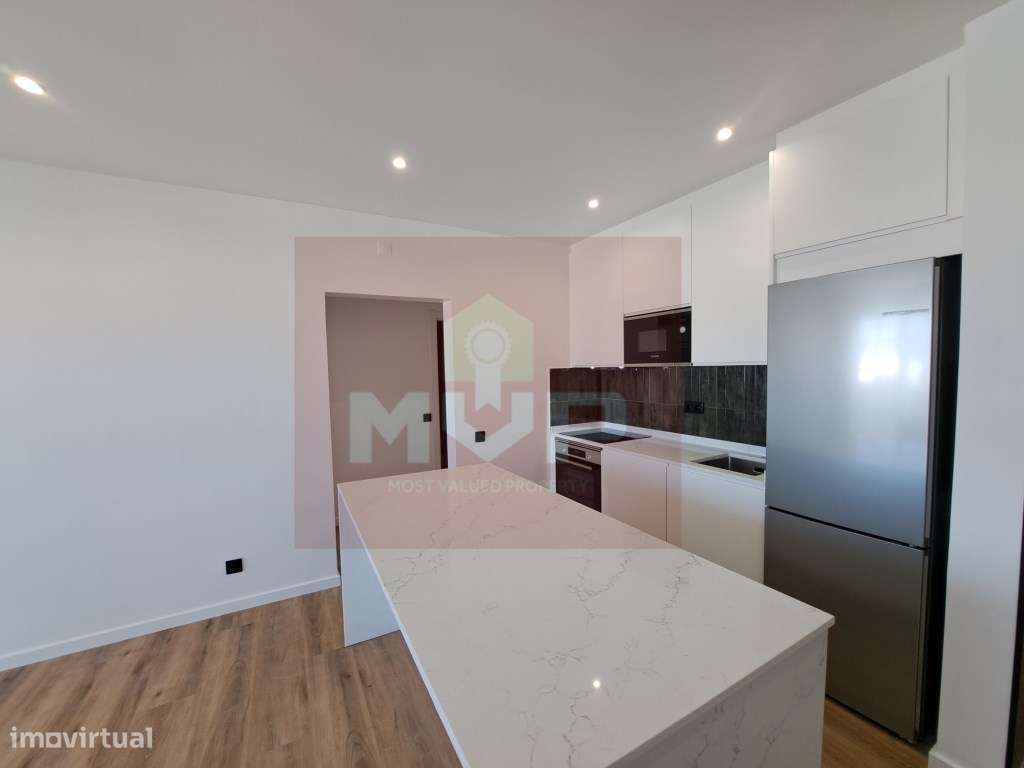 T1 renovado Quarteira Vista Serra-5