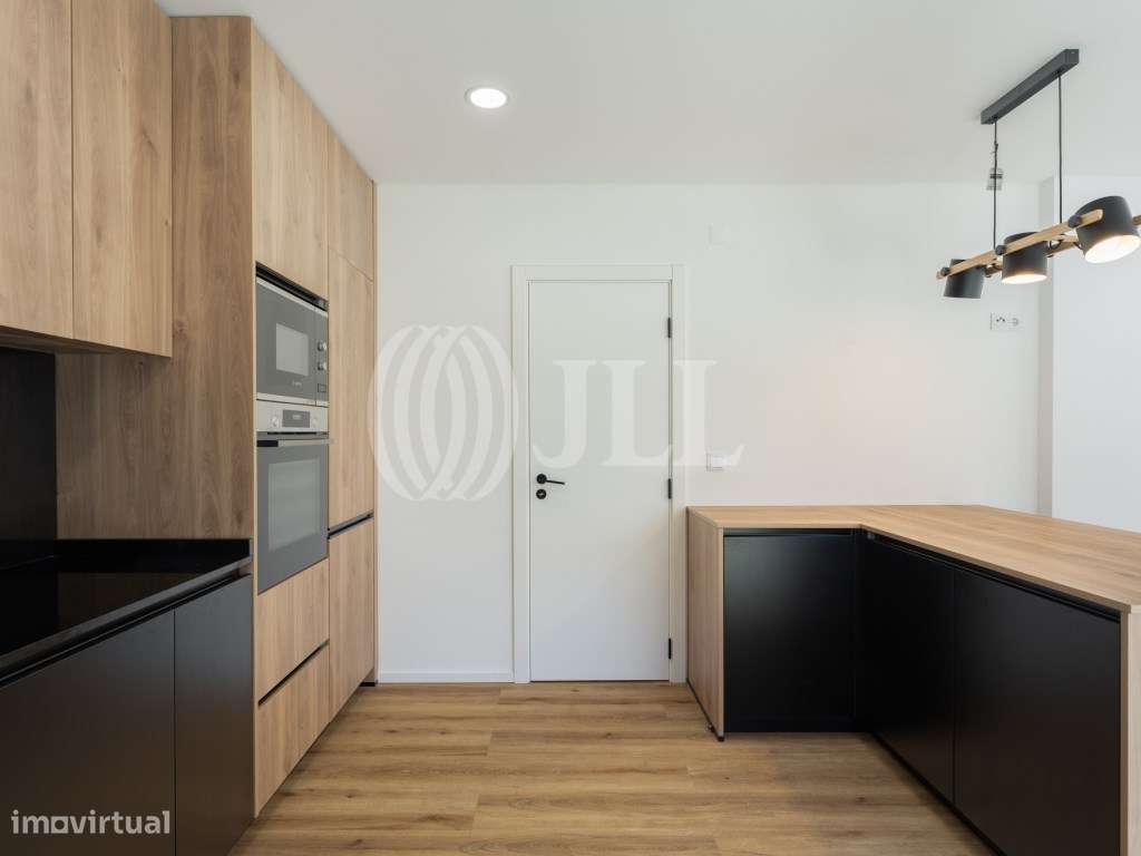 Moradia T3+1 com jardim, em Mem Martins, Sintra - Grande imagem: 4/51