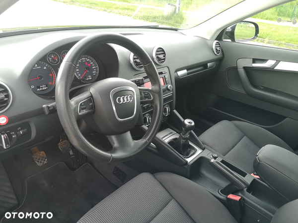 Audi A3 2.0 TDI DPF Attraction - 13