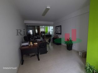 Escritório Centro de Rio Maior - Grande imagem: 4/10