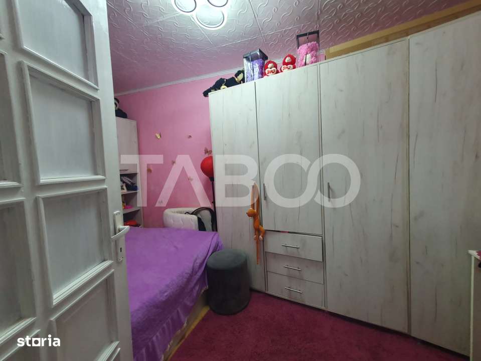 Apartament de vanzare cu 2 camere semidecomandat 40 mp utili - Imagine principală: 3/5