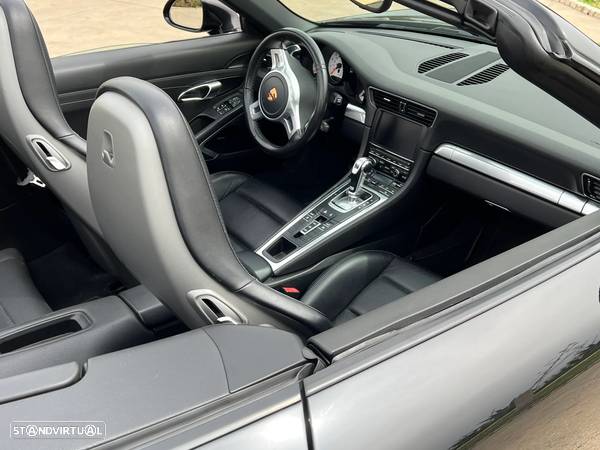 Porsche 991 Carrera 4 Cabriolet PDK - 41