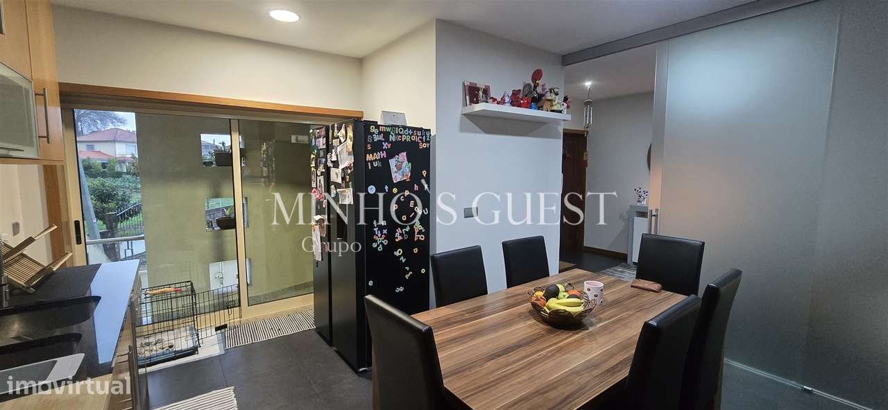 Moradia V3 c/ 1 Suite Closet, Mobilada e Equipada pronta a Habitar c/-15