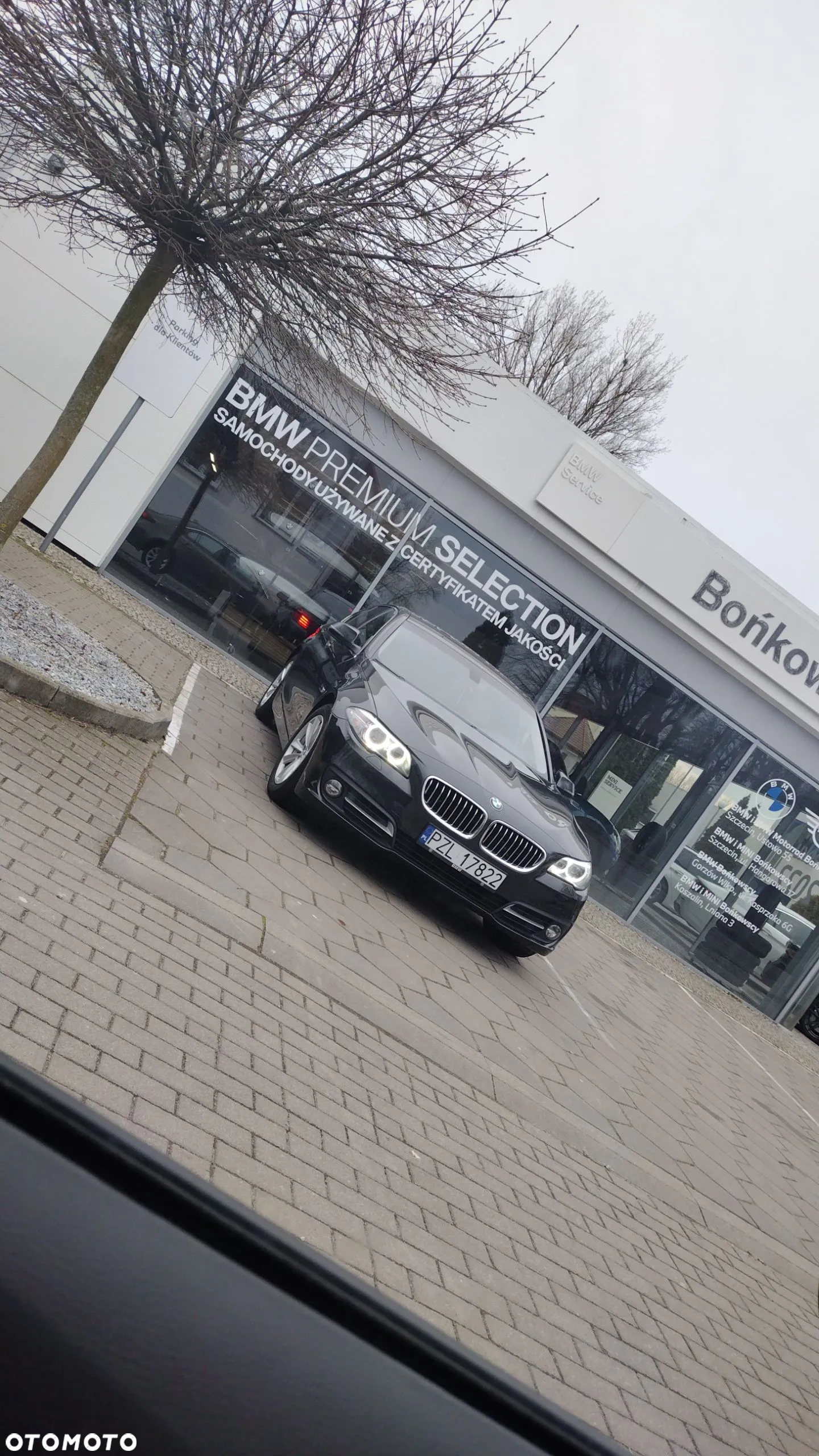 BMW Seria 5 520d xDrive - 10