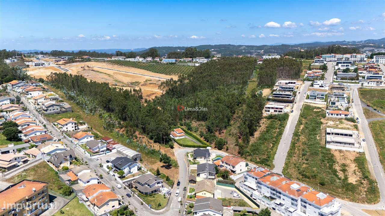 Moradia Isolada T4 Venda em Santa Maria da Feira, Travanca, Sanfins e-52