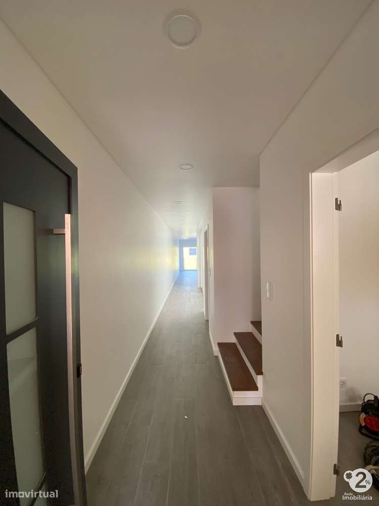 Moradia V2 em Catéfica - Torres Vedras - Grande imagem: 2/17