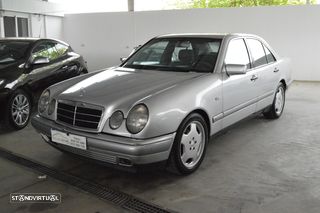 Mercedes-Benz E 220 CDi Elegance
