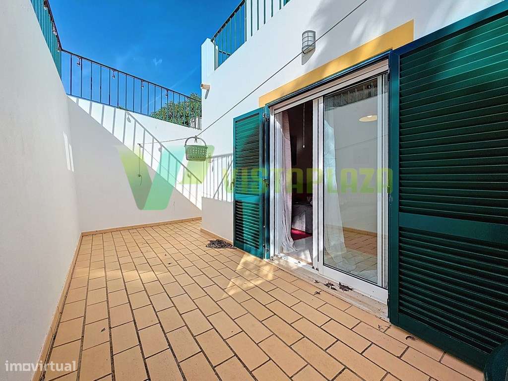 Moradia T3 com Vista Mar Perto de Carvoeiro com Jardim e Piscinas C...-15