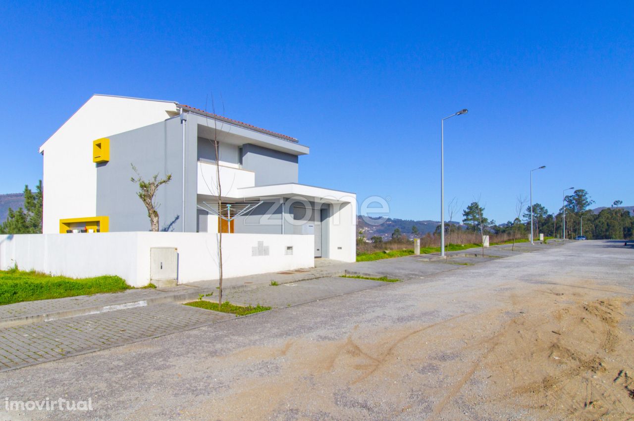 2 Lotes de terreno para construção em Lanhas- Vila Verde