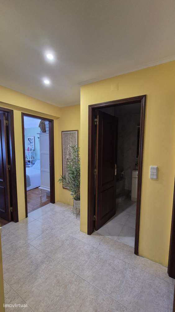 T3 com varanda e cozinha separada em Montijo-12