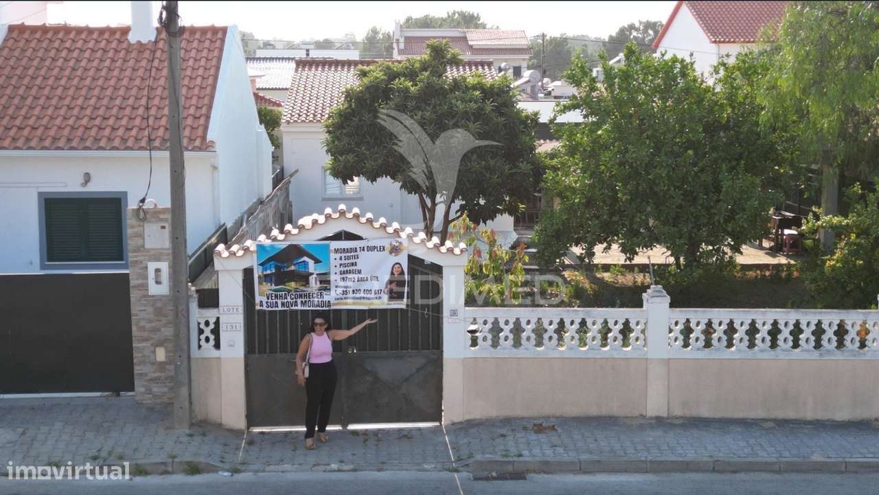 Terreno murado - Fernão Ferro - Grande imagem: 5/11