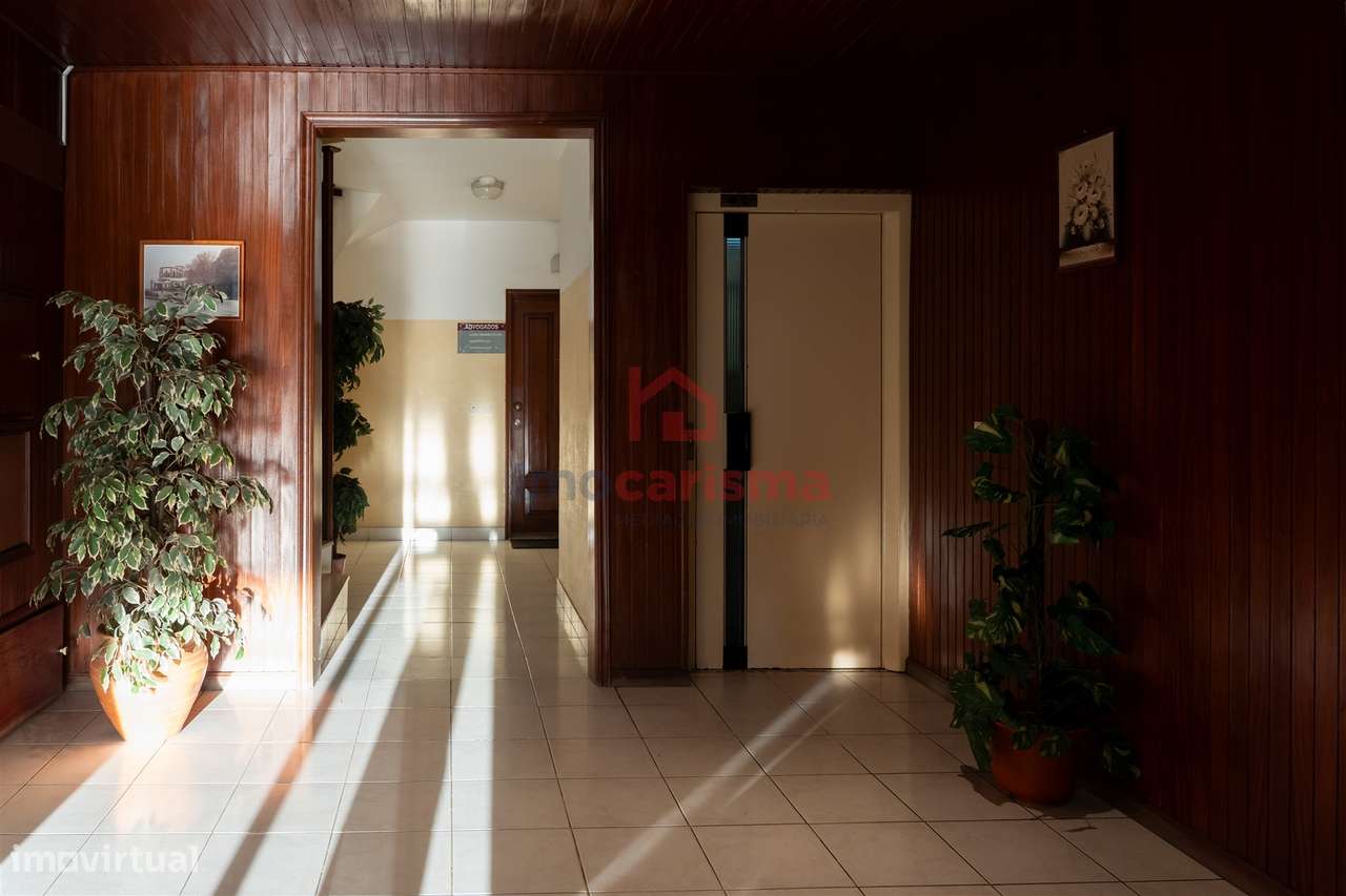 Apartamento T3 no centro de Santo Tirso - Grande imagem: 2/17