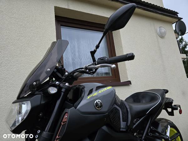 Yamaha MT - 18