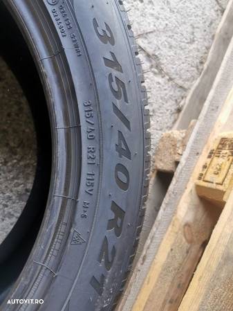 vand 2 anvelope 315/40/21 pirelli de iarnă noi - 3