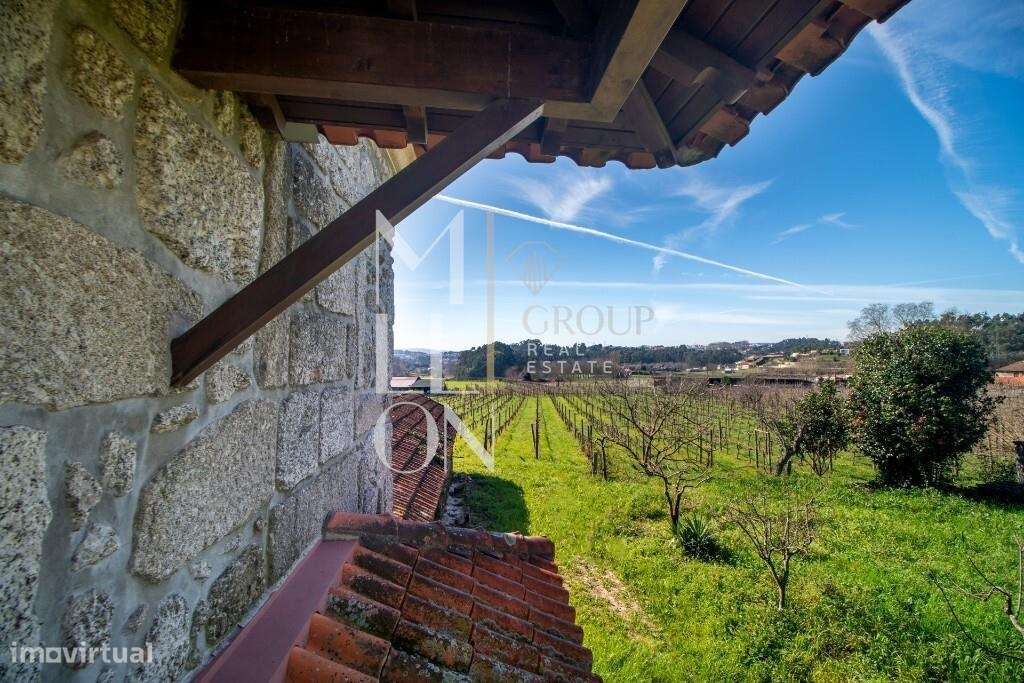 Quinta do Loureiro: Uma Casa Solar Histórica e Elegante em Lousada-27