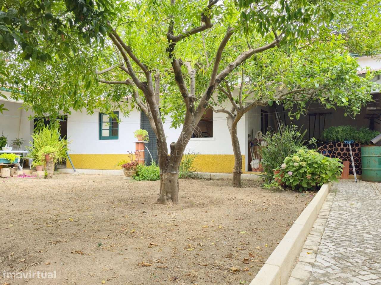 Moradia T3 Térrea Isolada com Jardim, Garagem e Churrasqueira | a 5 Mi-47