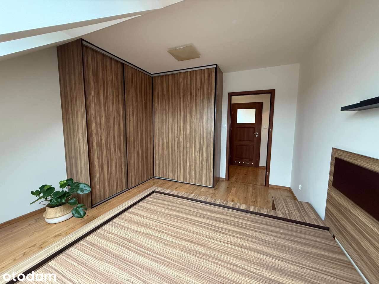 3 pok, dwupoziomowe, balkon, komórka lok, bez%-10