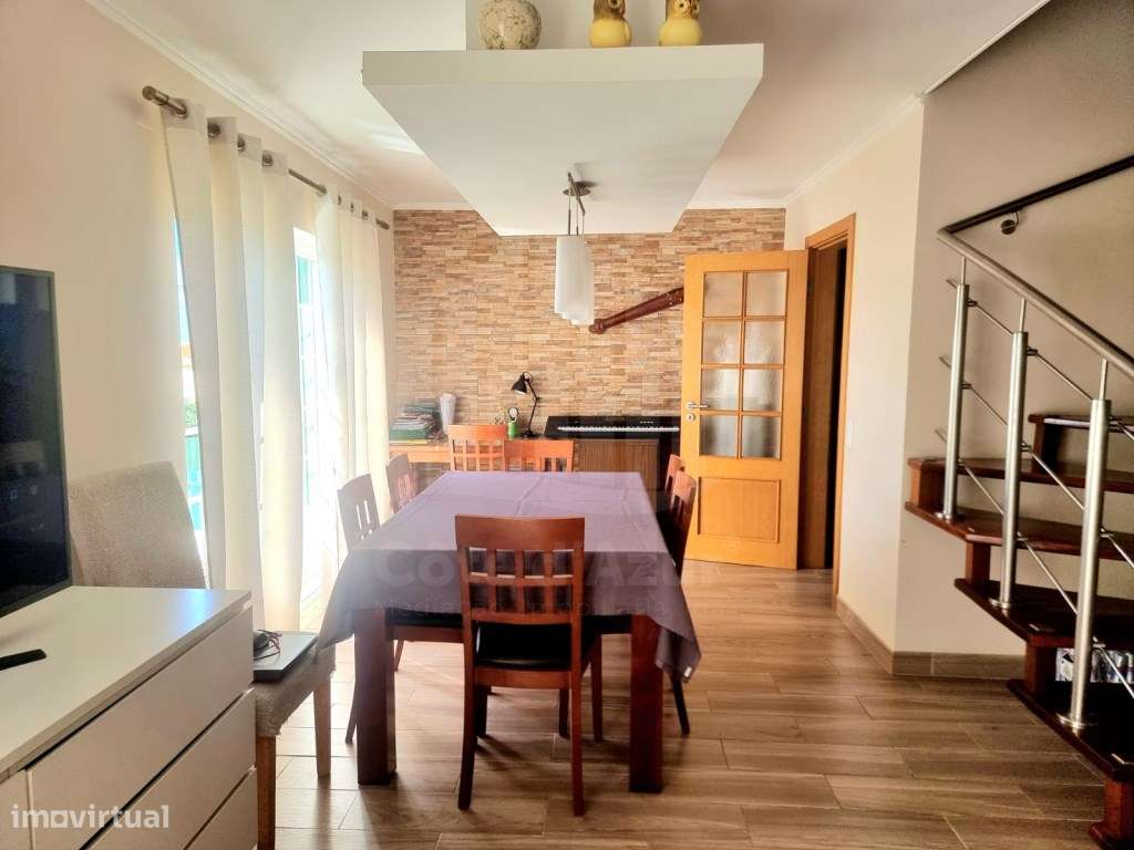 Moradia em banda T3 com piscina - Sesimbra, Castelo - Grande imagem: 5/15