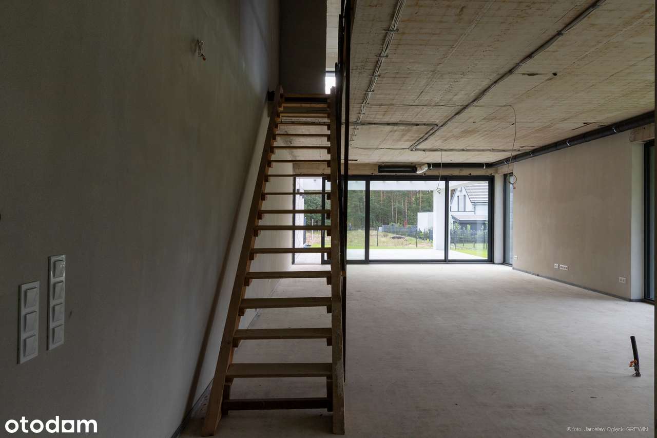 Nowoczesny dom w zabudowie bliźniaczej - 172 m², działka 6 ar-8