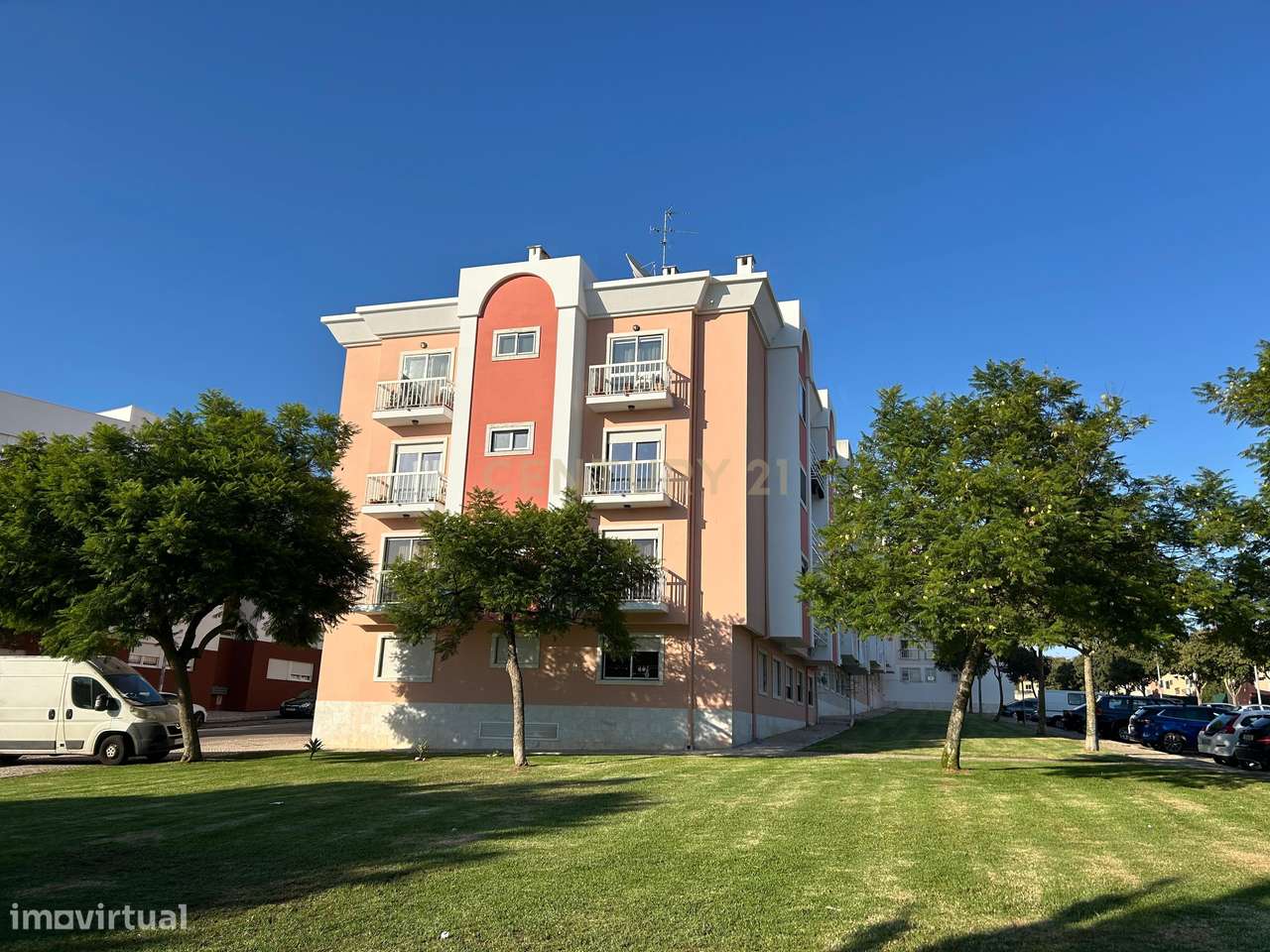 Apartamento T3 Mobilado, em Varge Mondar (Rio de Mouro, Sintra)-25