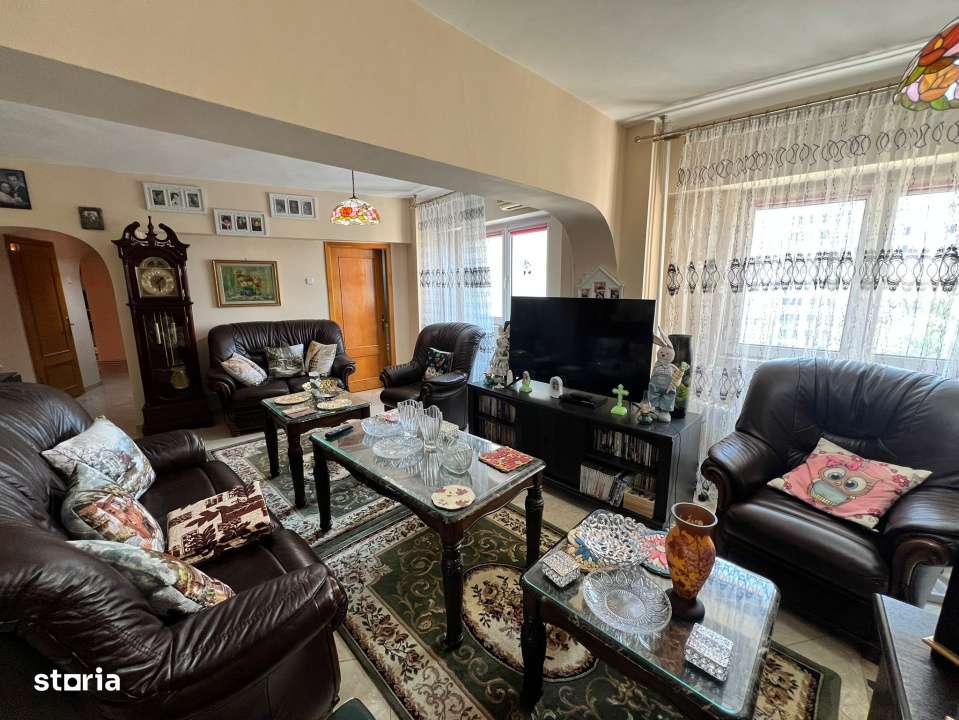 Vatra Luminoasa, 5 camere, centrala proprie, - Imagine principală: 4/19