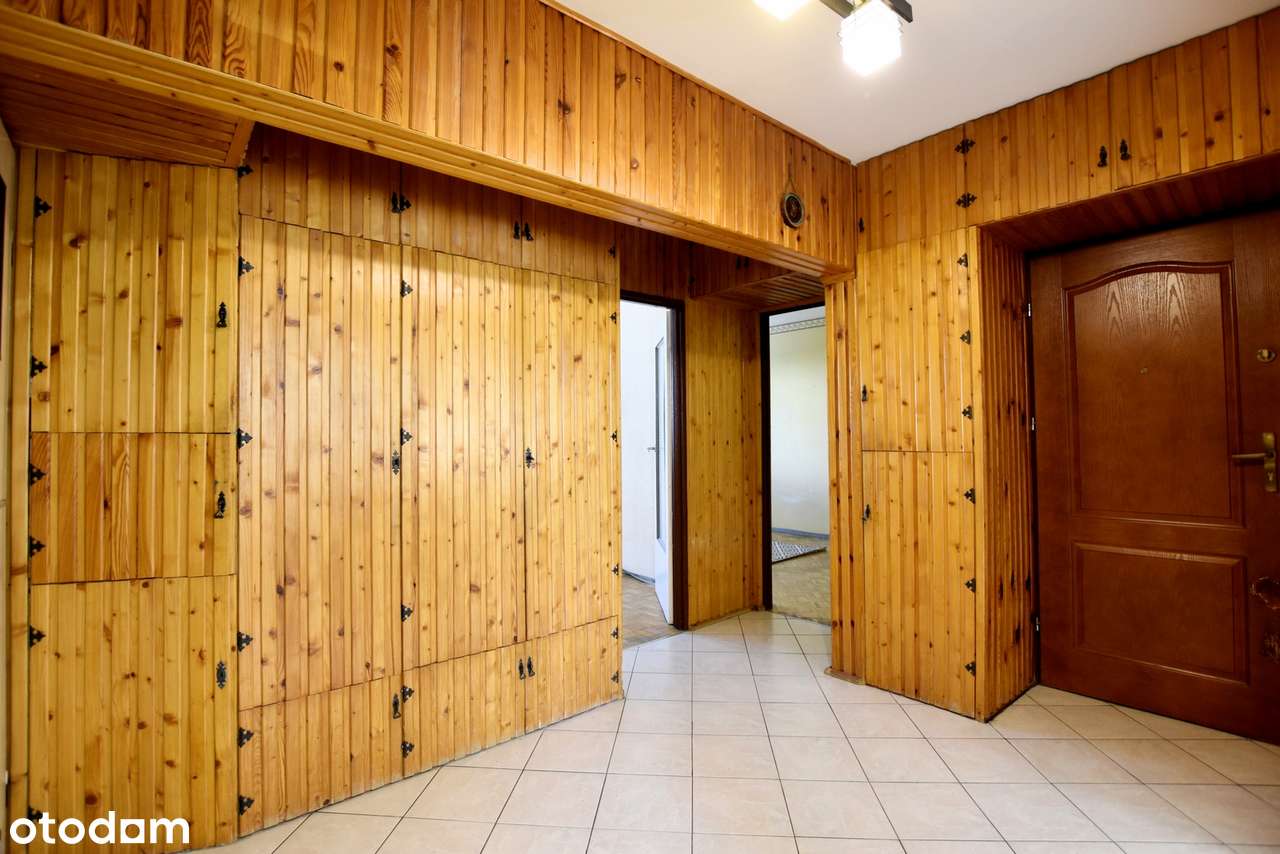 Mieszkanie na Drzymały, ładnie położone, do remontu, atrakcyjna cena!!-8