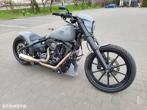 Harley-Davidson FXSB Breakout - 6