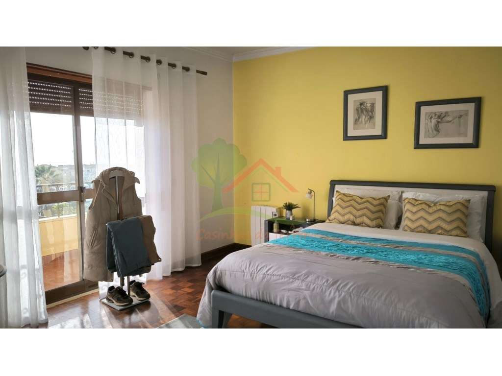 Moradia T5 com Vista de Mar Deslumbrante em Baleia, Carvoeira!-25