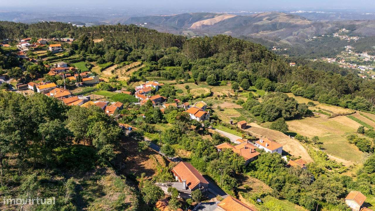 Moradia para Reabilitação com Terreno +1.000 m² | Vista sobre a Ria de-40