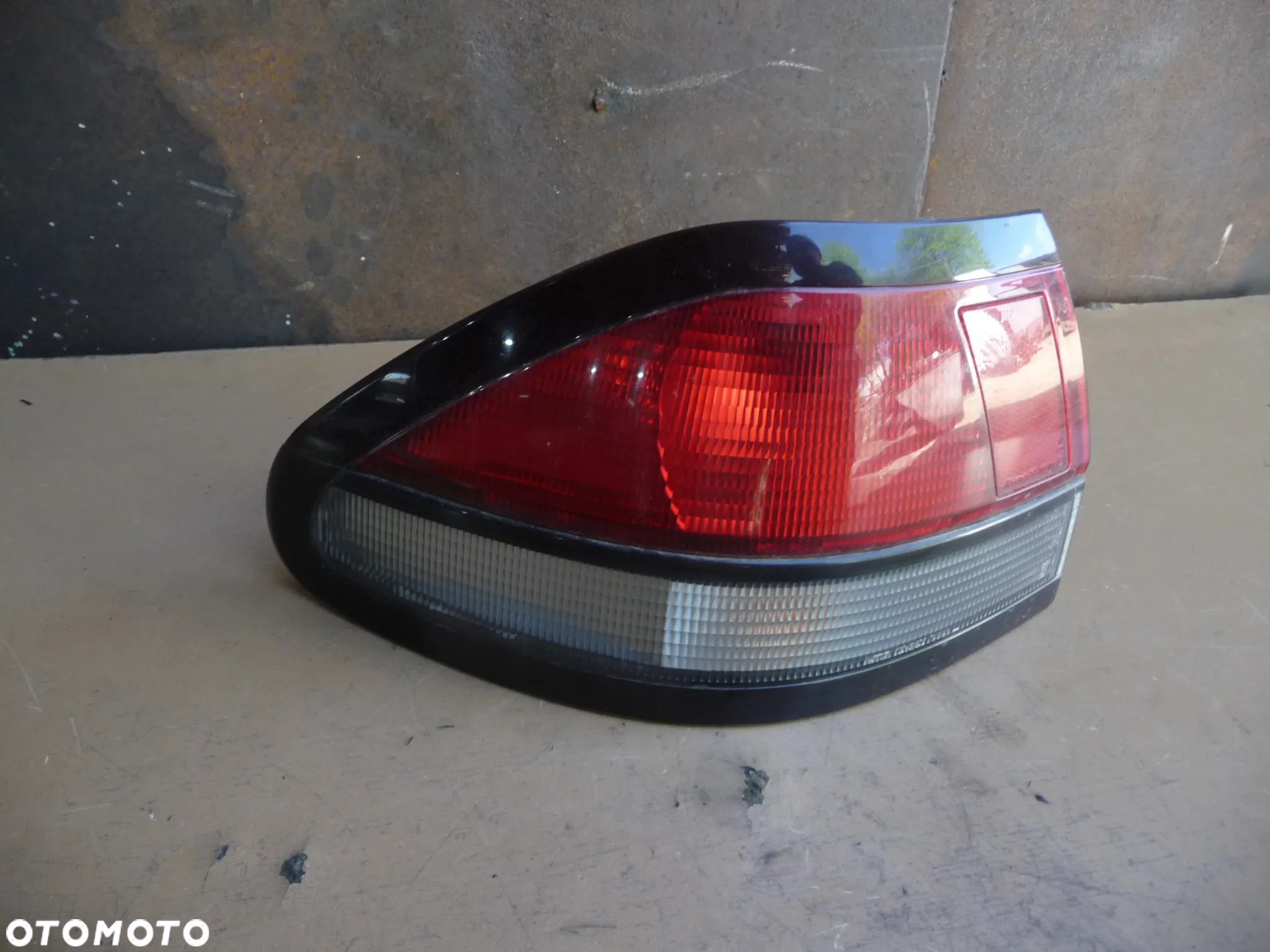 MAZDA 626 GF HB HATCHBACK PRZEDLIFT 97-00 LAMPA LEWY PRAWY TYŁ TYLNA LEWA PRAWA - 18