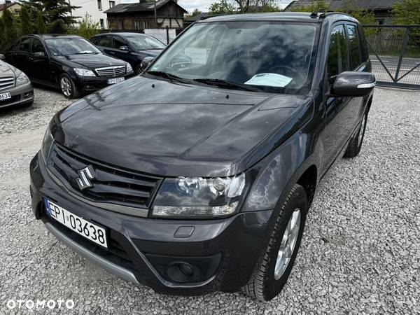 Suzuki Grand Vitara 2.4 De Luxe - 9