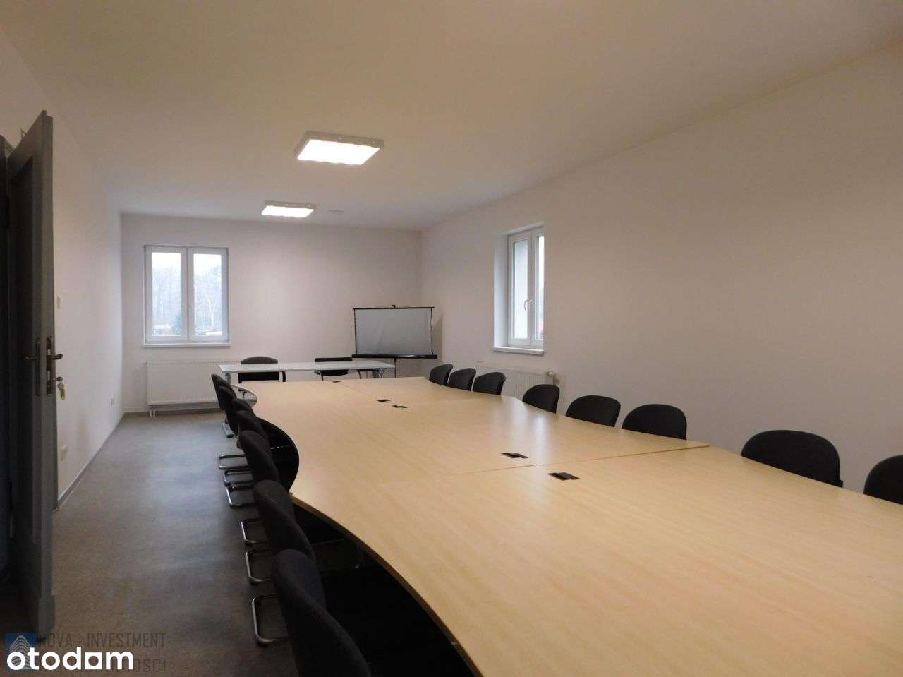 Funkcjonalny pod firmę lub usługi/Łabędy-3