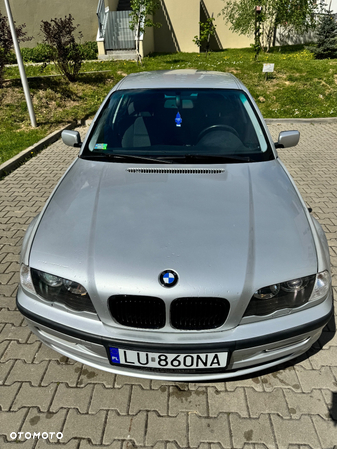BMW Seria 3 320i - 2