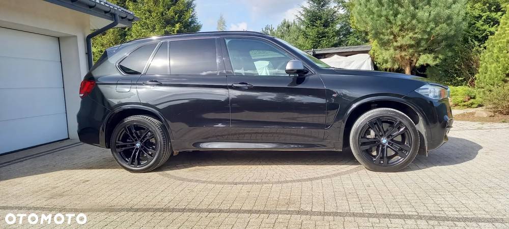 BMW X5 M M50d - 16