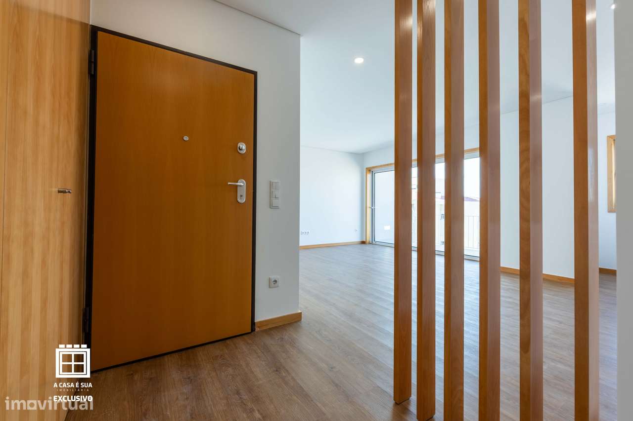Apartamento T1 novo no centro de Oliveira do Douro-5