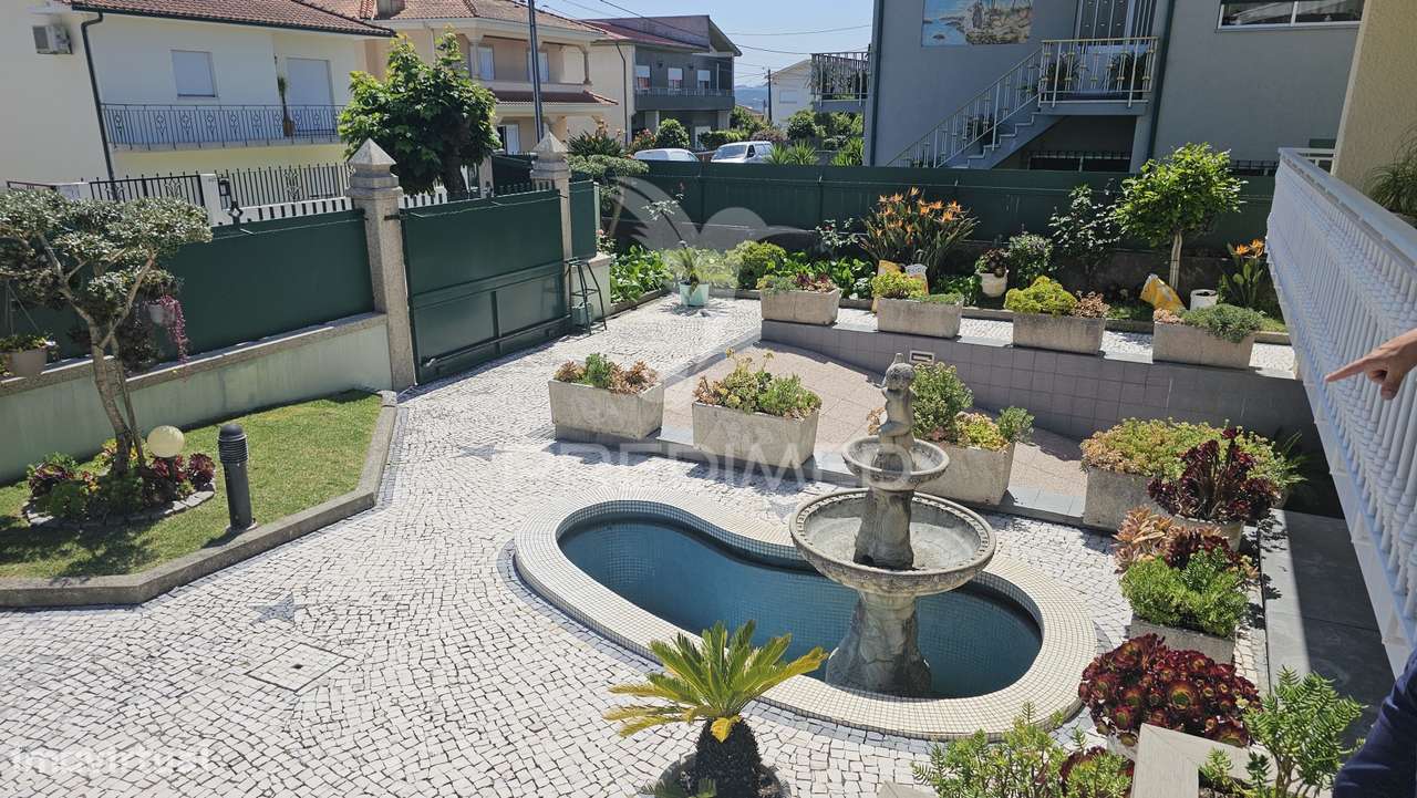 Moradia Classica 4 quartos - Recentemente remodelada - Grande imagem: 5/24