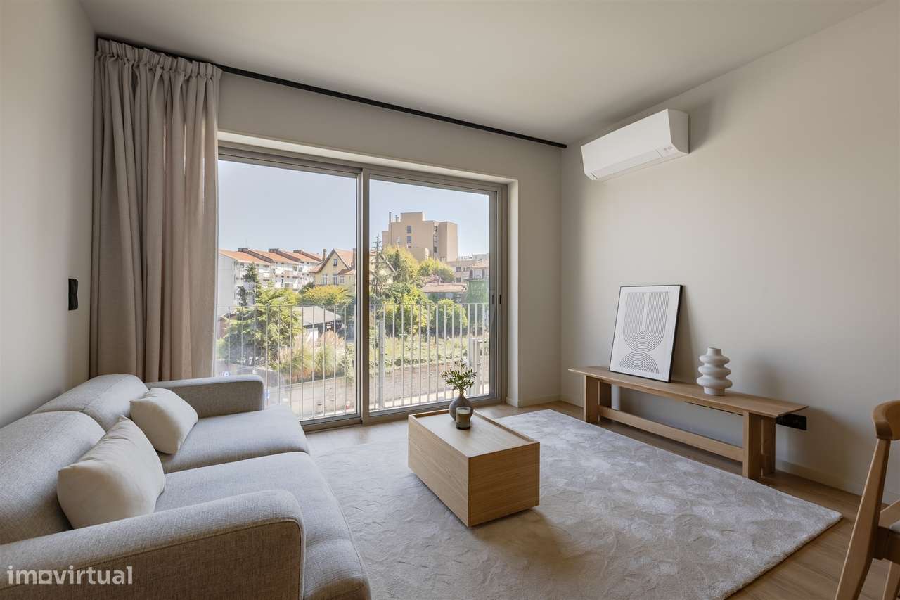 T2 Av República Gaia | T2 Santa Marinha Afurada | T2 Novo LYNQ-1