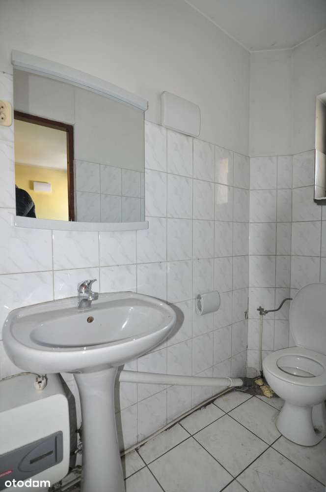 Hala na sprzedaż w Tychach z mediami-6