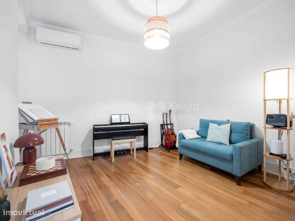 Apartamento T3 totalmente remodelado, São Bento, Lisboa-11