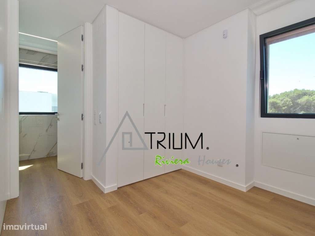 Moradia T4+1 Isolada com piscina e jardim nova-29