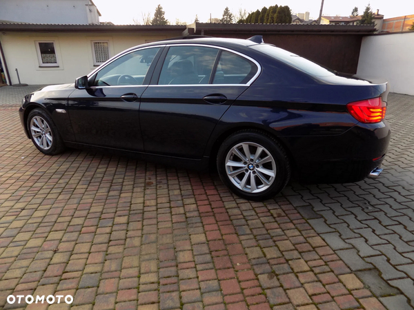 BMW Seria 5 520i Modern Line - 10