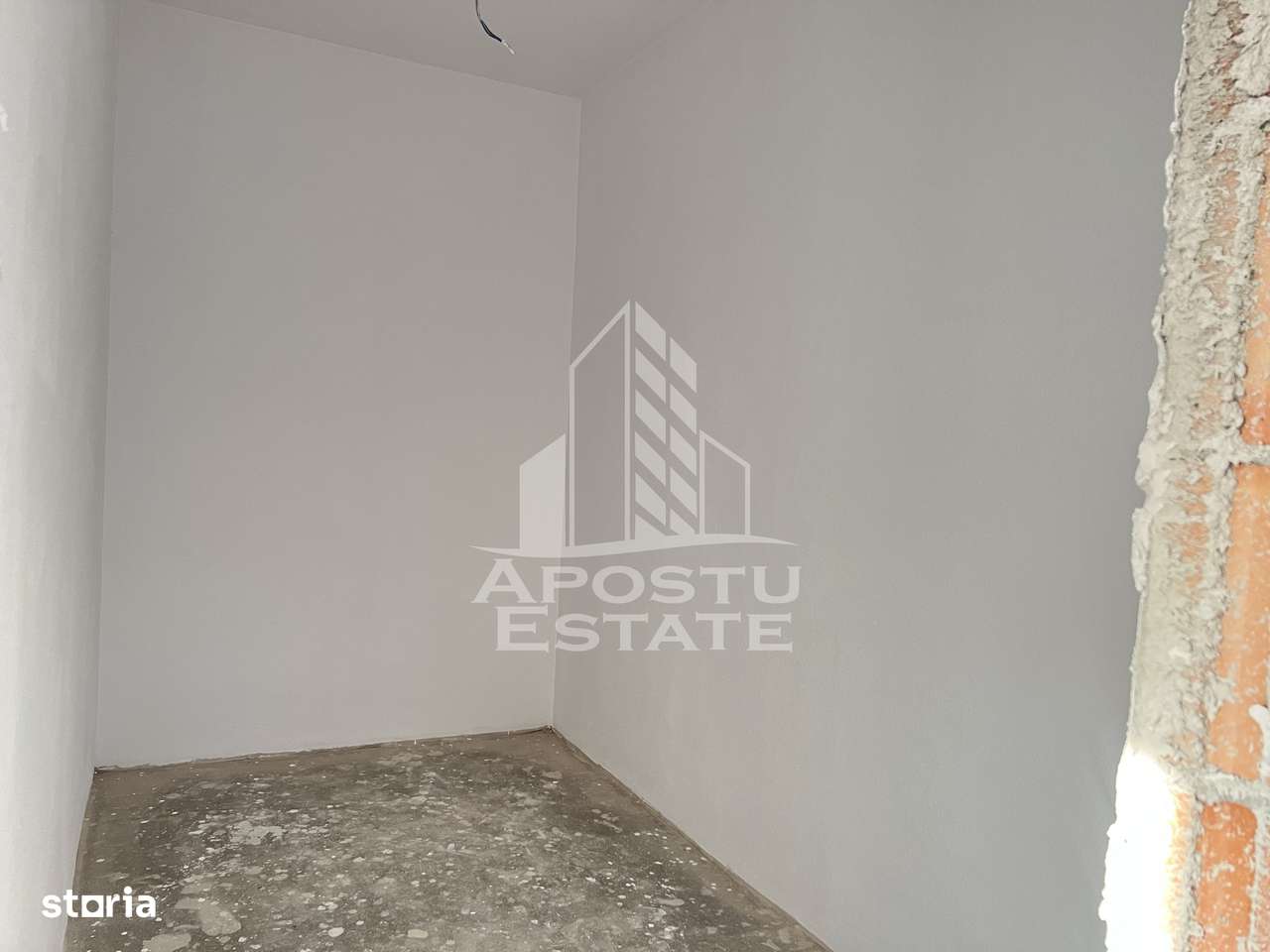 Duplex cu 4 camere pe parter, in Sanandrei - Imagine principală: 5/7